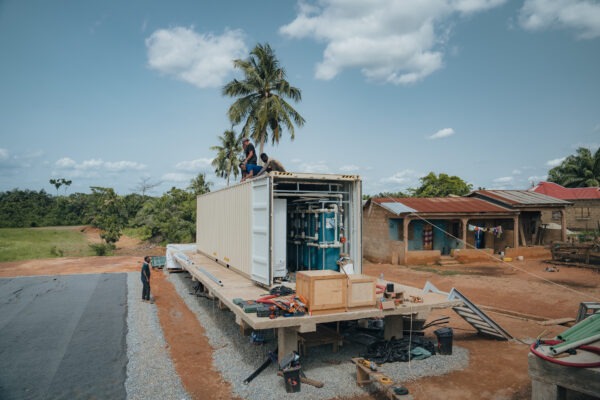 Kontejnerová úpravna vody v Ghaně | HUTIRA voda