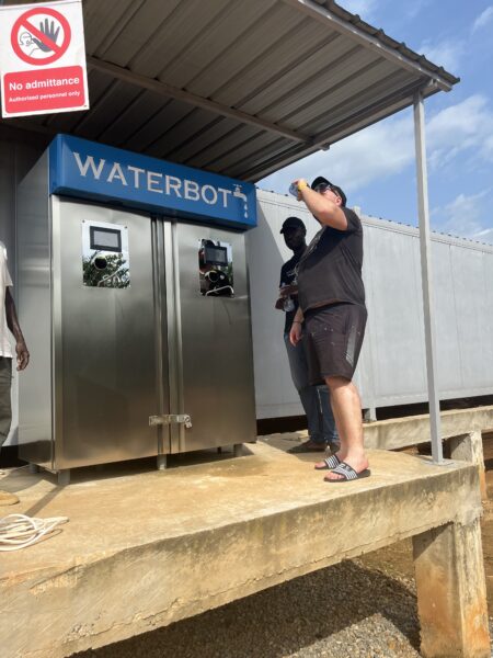 Ghana – místo, kde se technologie mění ve skutečnou pomoc | HUTIRA voda