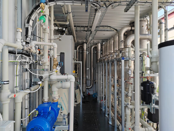 Z vinice zpět do přírody: HUTIRA vyvíjí recyklační jednotku pro vinařství | HUTIRA voda